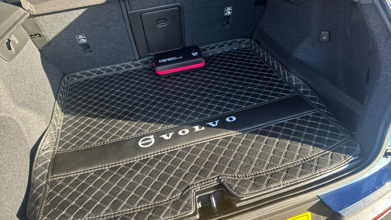 Volvo Xc40 1.5 T3 [163] R DESIGN 5dr Geartronic Petrol Estate